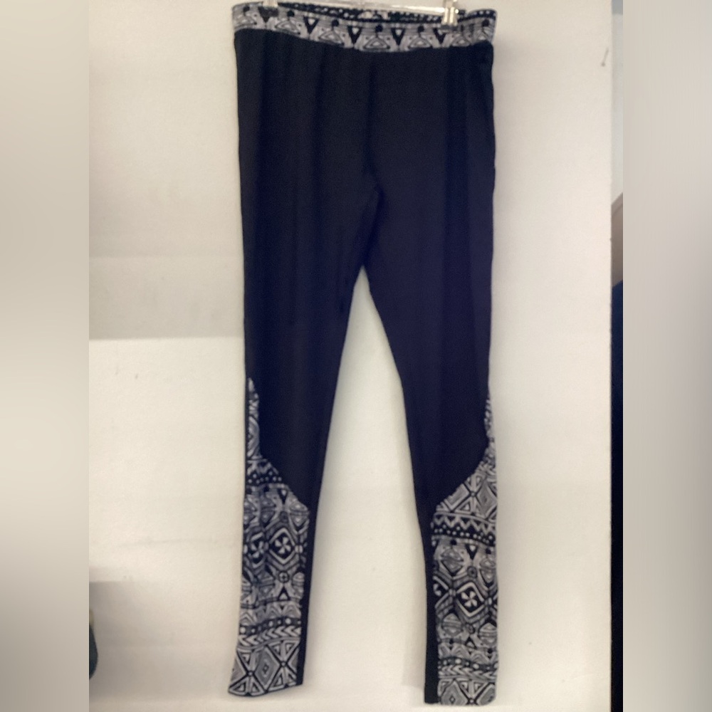 Ladies yoga pants Geometric black combo
